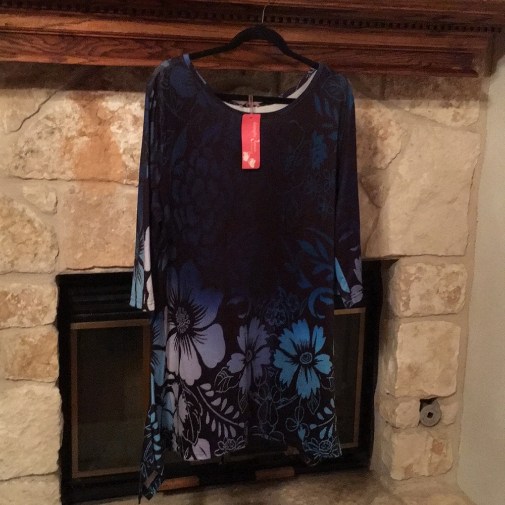 Simply Aster Tunic